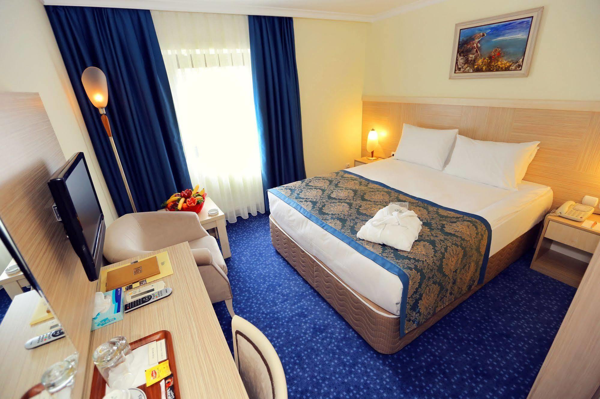 King Hotel Cankaya Ankara Exterior photo